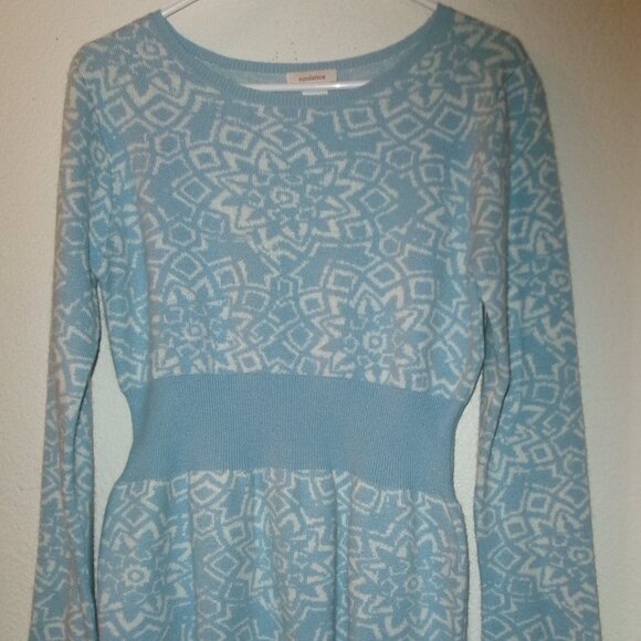 NWOTS, SUNDANCE, SIZE M, HOUR GLASS SHAPE, BELL CUFFS, LONG SLEEVE SWEATER - Picture 1 of 4